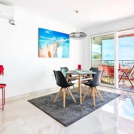 شقة La Nogalera - Sea View In The Heart Of توريمولينوس